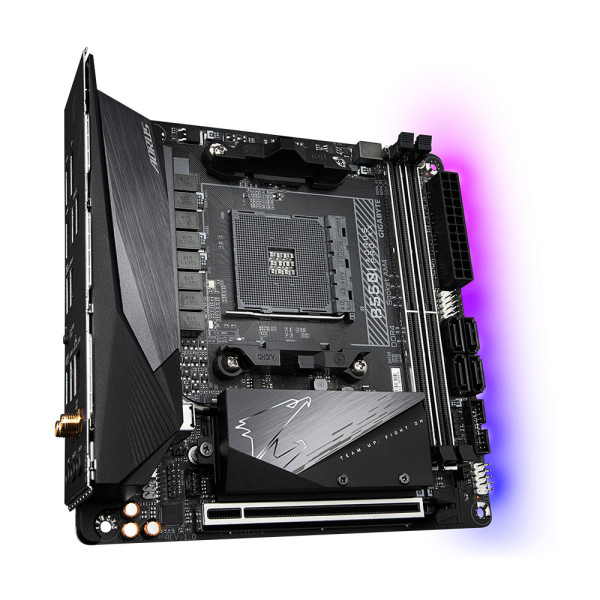 GIGABYTE B550I AORUS PRO AX carte mère AMD B550 DDR4 Emplacement AM4 mini ITX