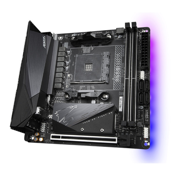 GIGABYTE B550I AORUS PRO AX carte mère AMD B550 DDR4 Emplacement AM4 mini ITX